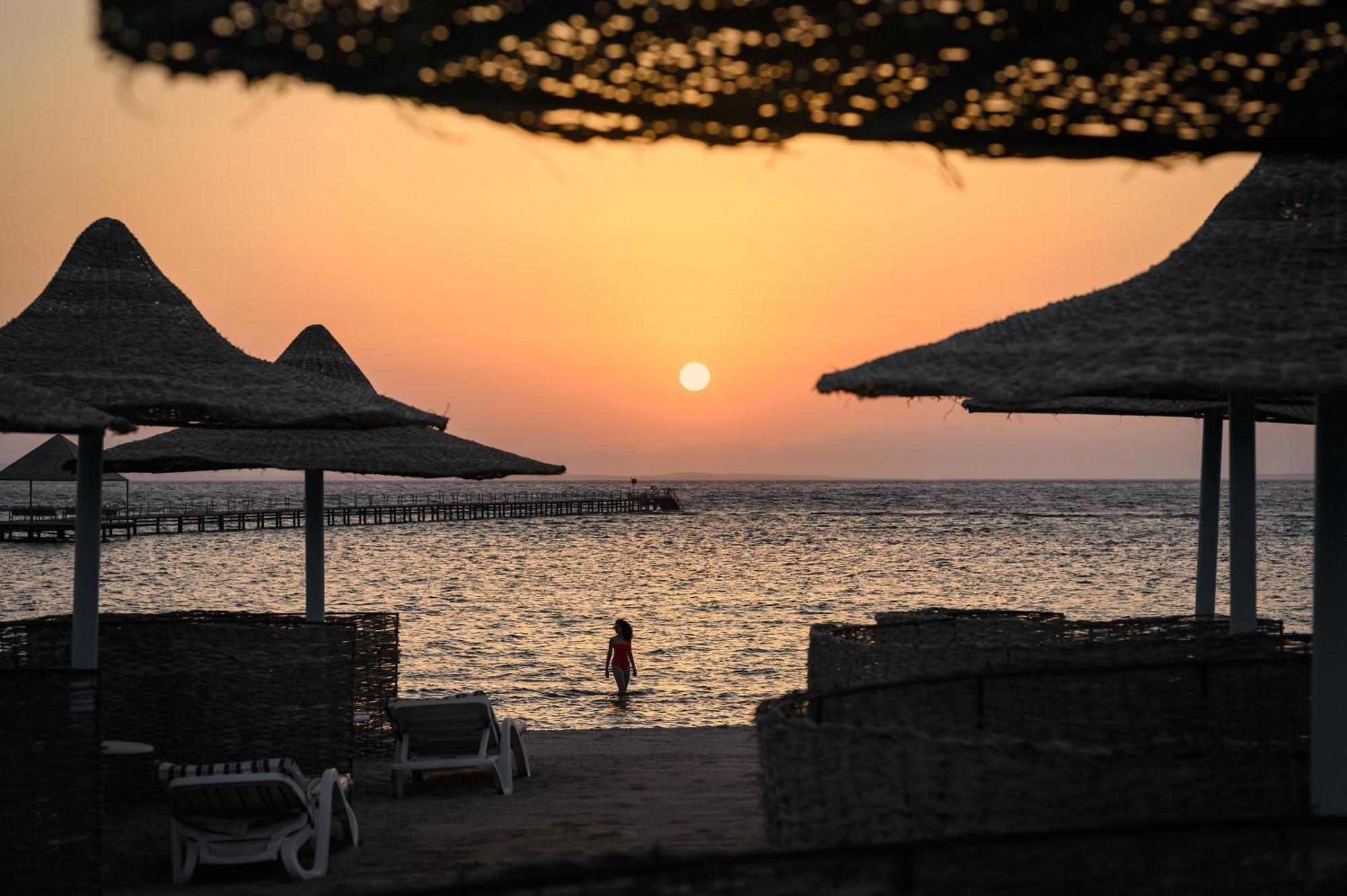 Iberotel Redsina 沙姆沙伊赫 外观 照片 Sunset at the Dead Sea