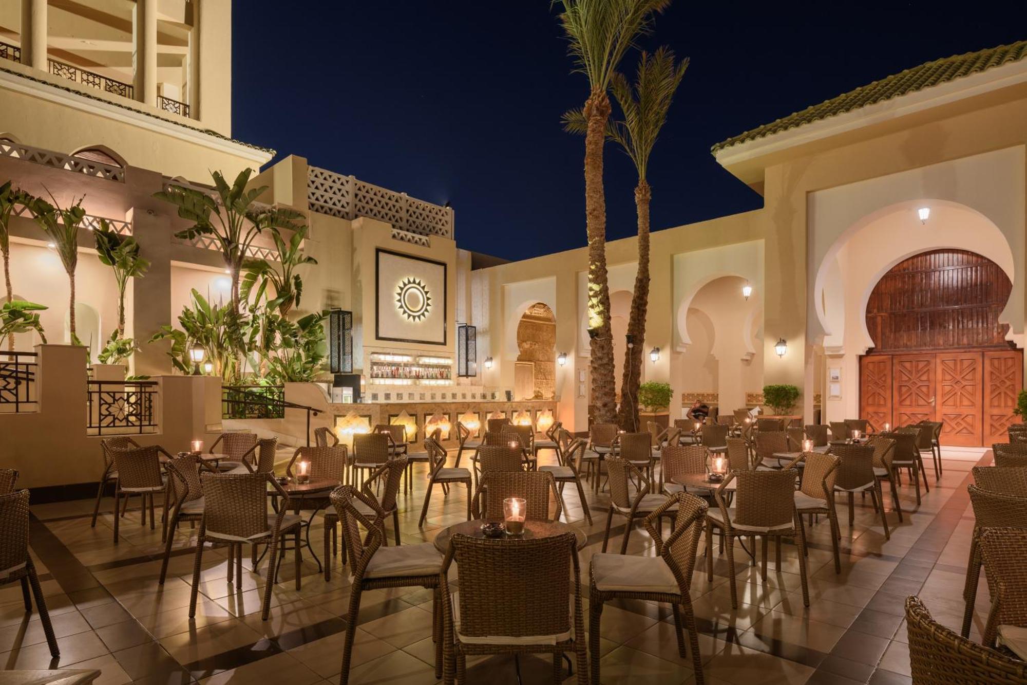 Iberotel Redsina 沙姆沙伊赫 外观 照片 The hotel's courtyard